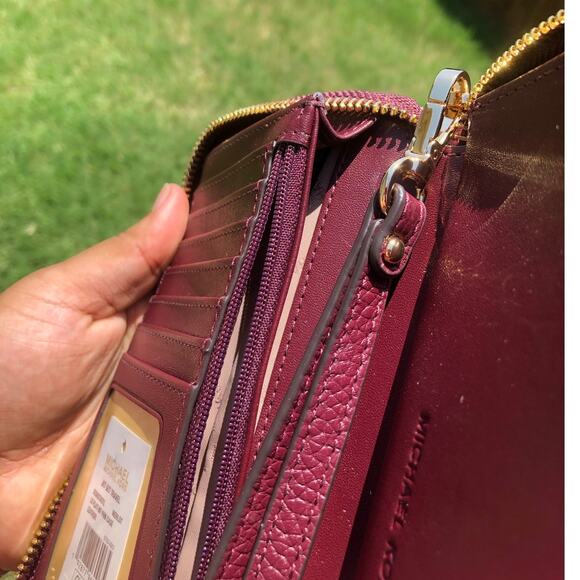 Michael Kors Large Flat Wallet/Wristlet Merlot Gold Tone Hardware - Picture 6 of 6